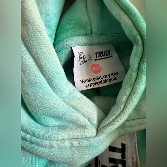 New Seafoam green Small women’s Truly hoodie and joggers set. By Mr Eatwell - Picture 8 of 8